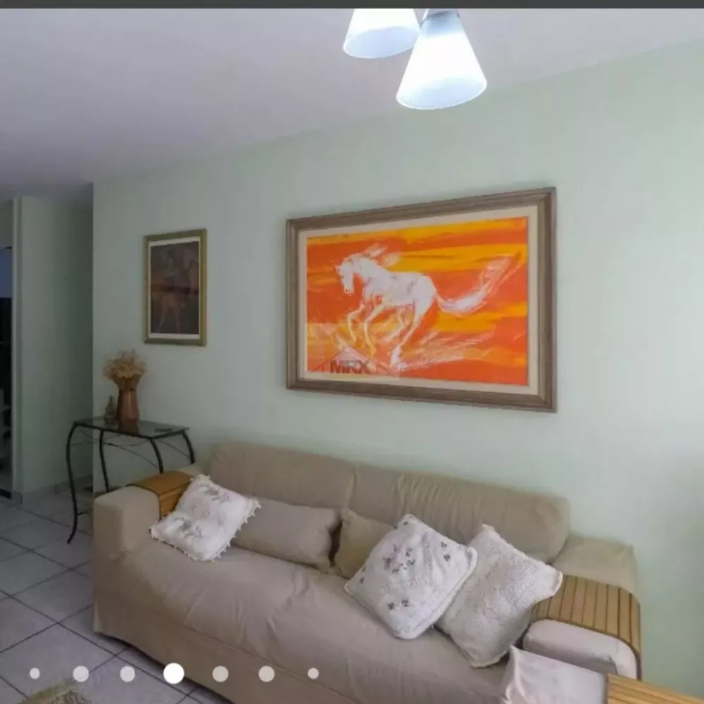 Apartamento à venda com 2 quartos, 62m² - Foto 4