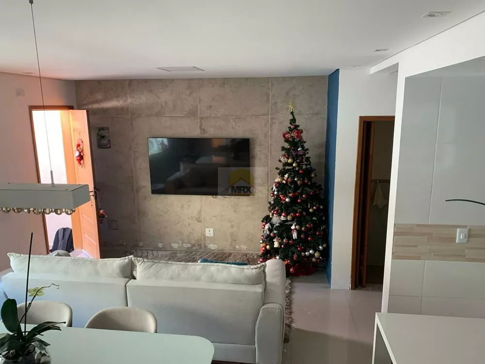 Casa à venda com 3 quartos, 120m² - Foto 3