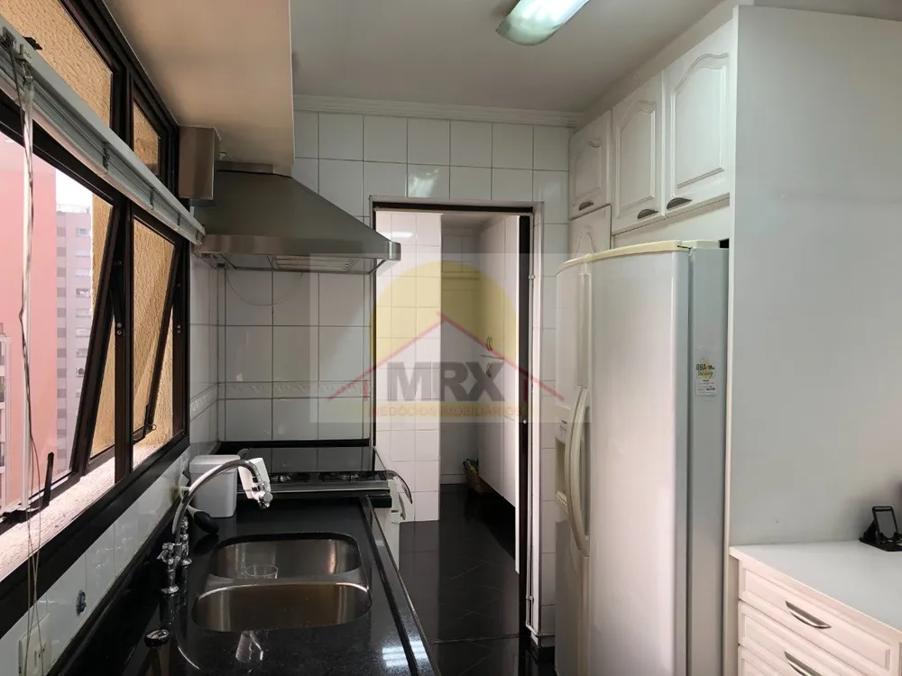 Apartamento, 3 quartos, 139 m² - Foto 2