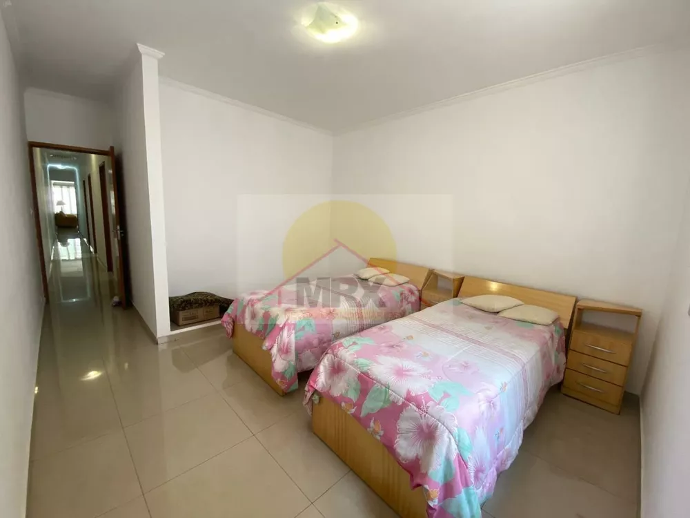Casa, 3 quartos, 180 m² - Foto 2