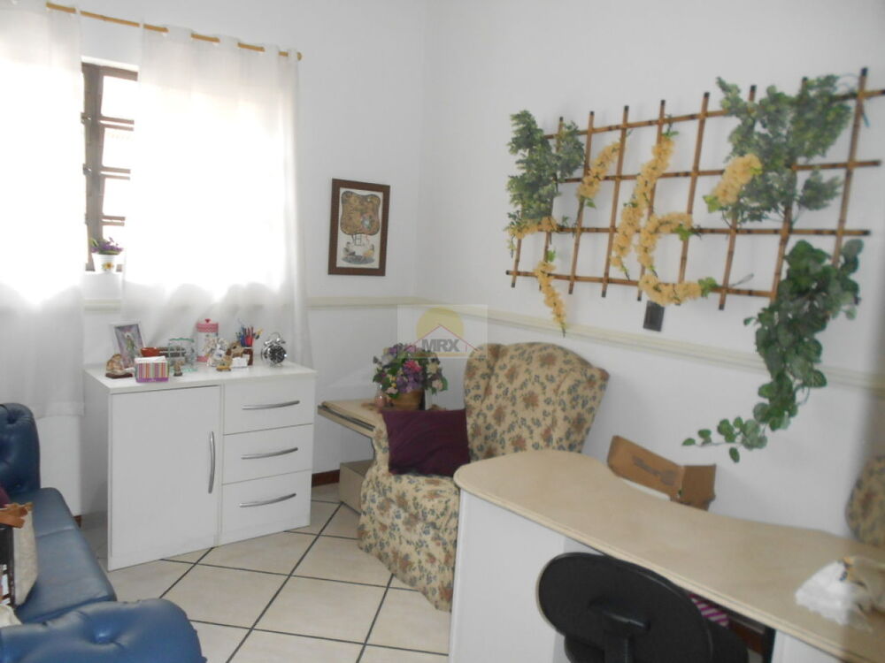 Casa, 3 quartos, 280 m² - Foto 2