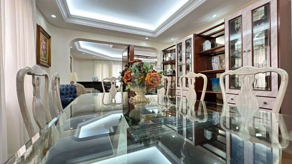 Apartamento, 4 quartos, 214 m² - Foto 2