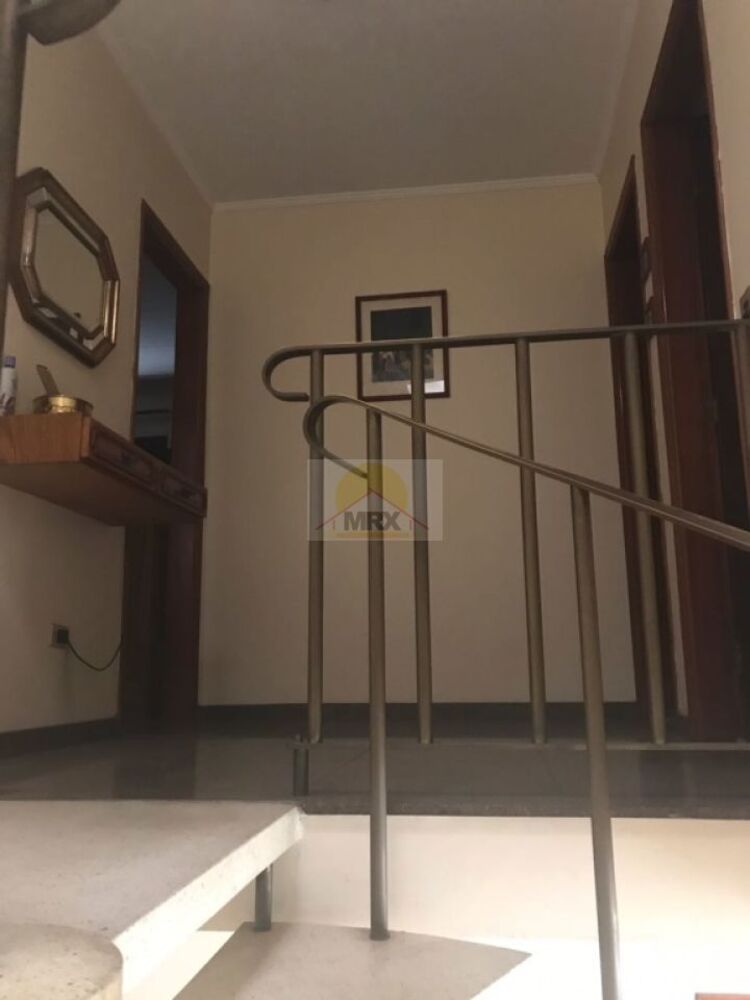 Casa, 3 quartos, 211 m² - Foto 4