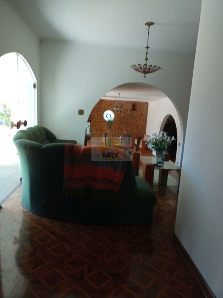 Casa, 3 quartos, 330 m² - Foto 2