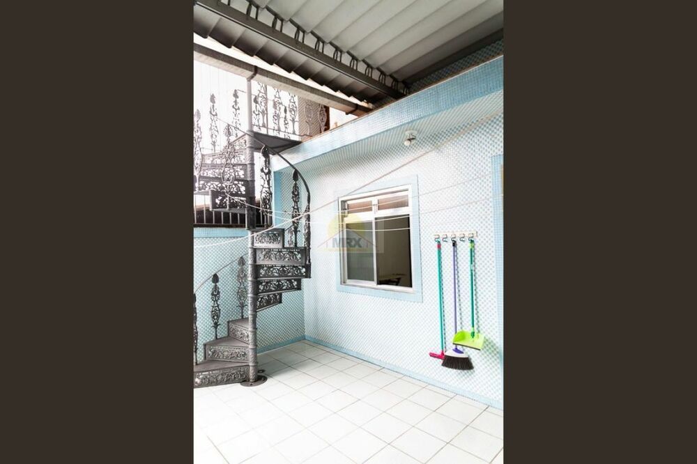 Casa à venda com 2 quartos, 176m² - Foto 13