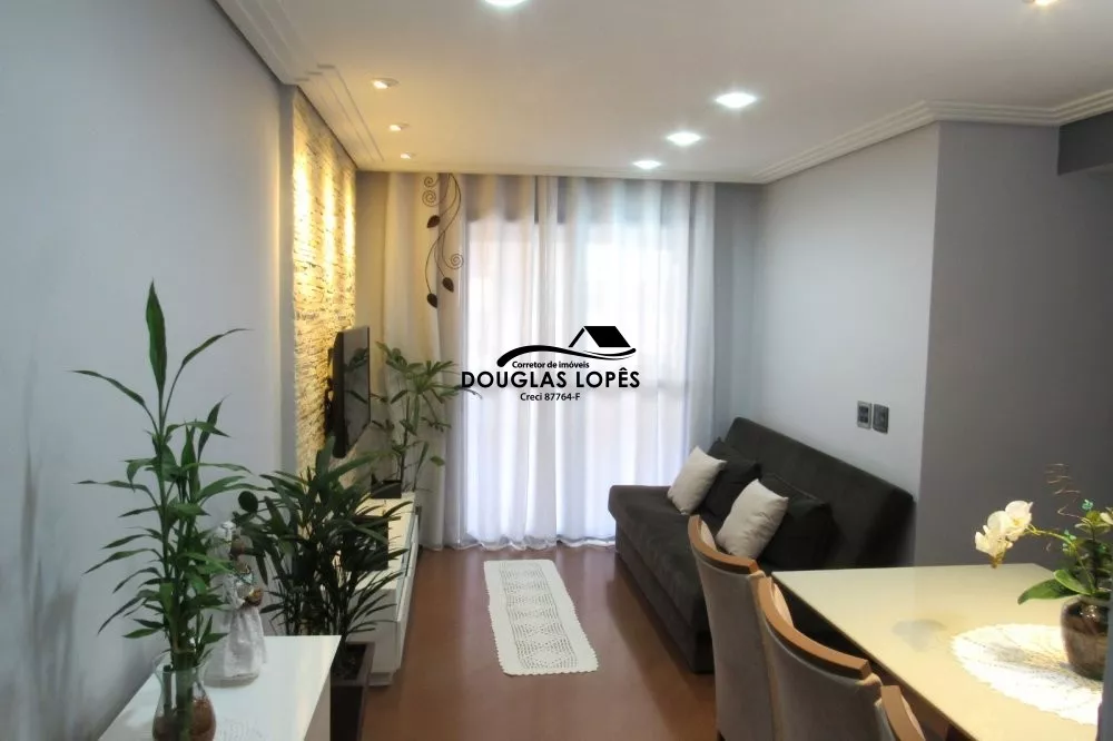 Apartamento à venda com 3 quartos, 61m² - Foto 2