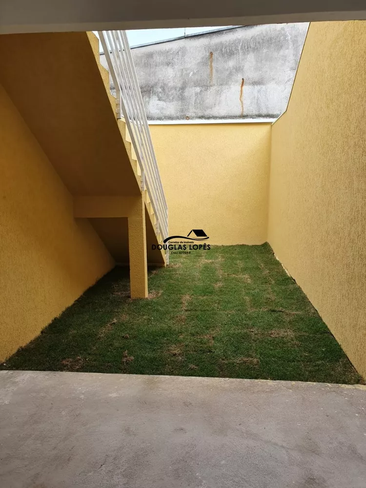 Sobrado à venda com 2 quartos, 67m² - Foto 3