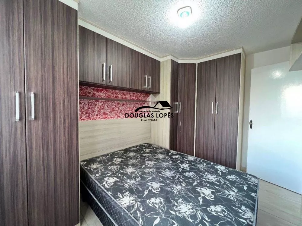 Apartamento à venda com 3 quartos, 50m² - Foto 4