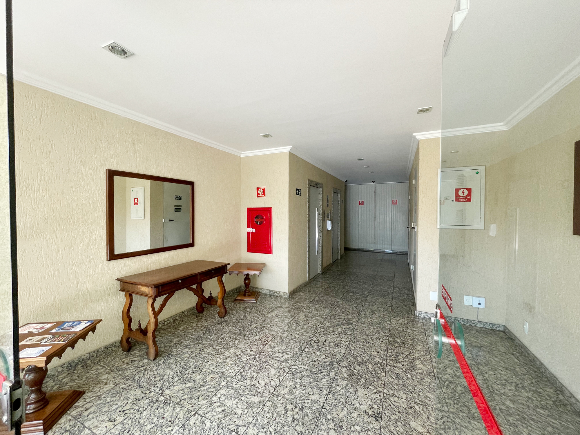 Apartamento à venda com 2 quartos, 118m² - Foto 29