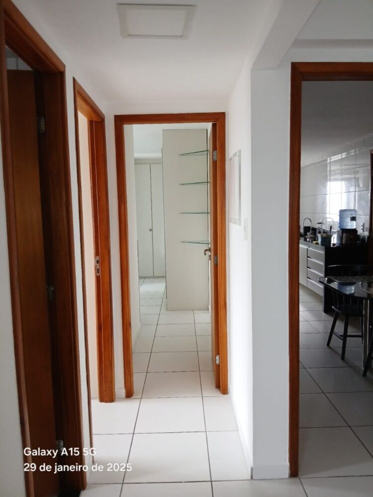 Apartamento para alugar com 3 quartos, 108m² - Foto 4