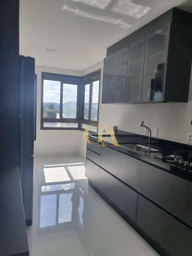 Apartamento, 3 quartos, 228 m² - Foto 3