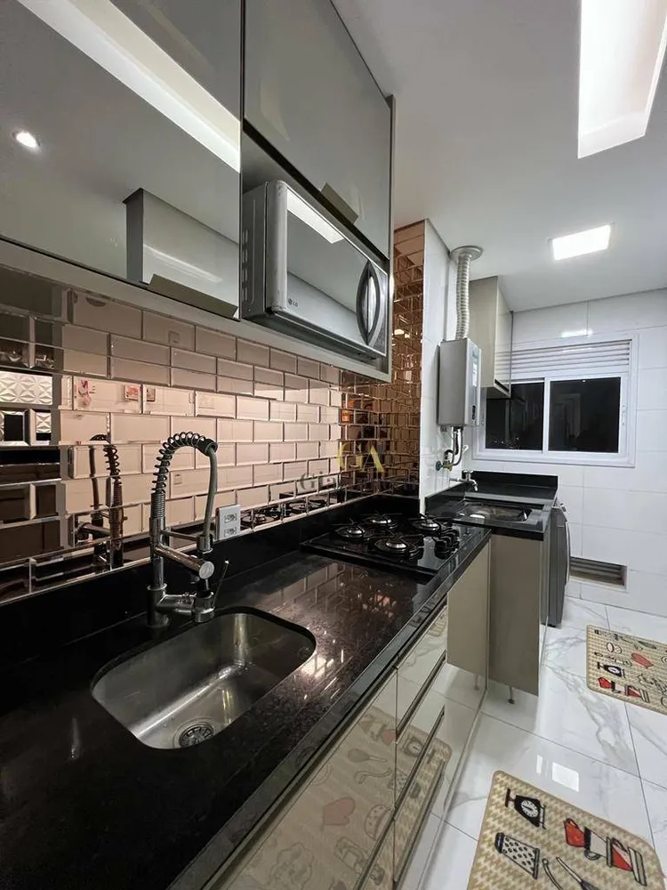 Apartamento, 2 quartos, 70 m² - Foto 2