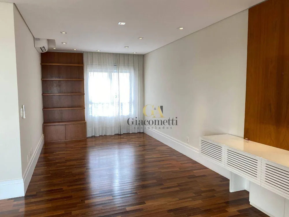 Apartamento, 3 quartos, 196 m² - Foto 4