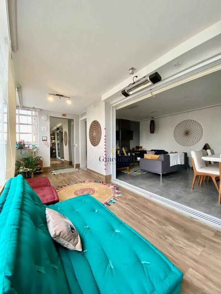Apartamento, 3 quartos, 155 m² - Foto 1