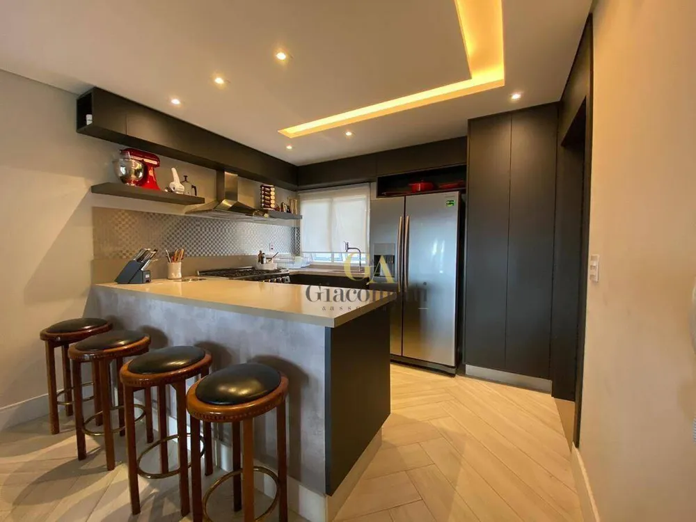 Apartamento, 3 quartos, 167 m² - Foto 1