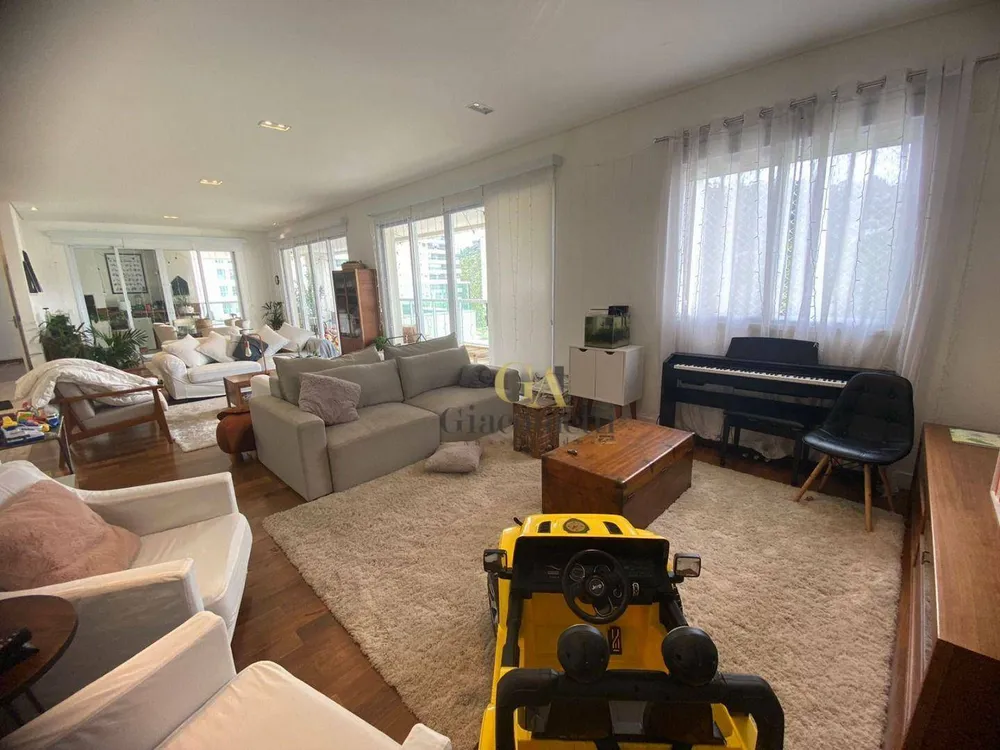 Apartamento, 3 quartos, 284 m² - Foto 1