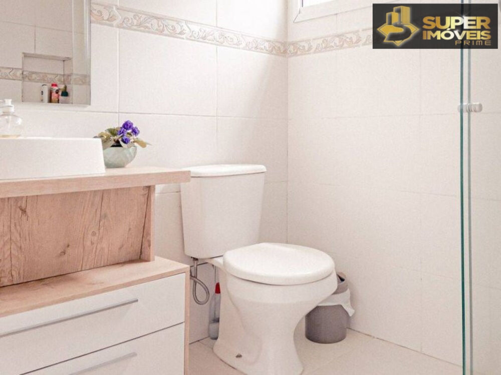 Casa à venda com 3 quartos, 450m² - Foto 8