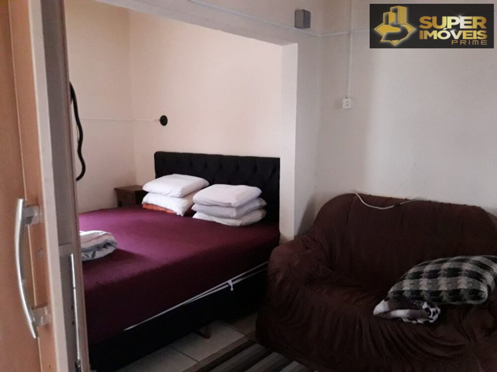 Casa à venda com 4 quartos, 315m² - Foto 7