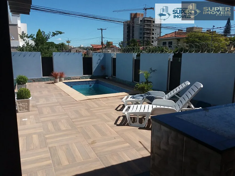 Casa, 2 quartos, 226 m² - Foto 1