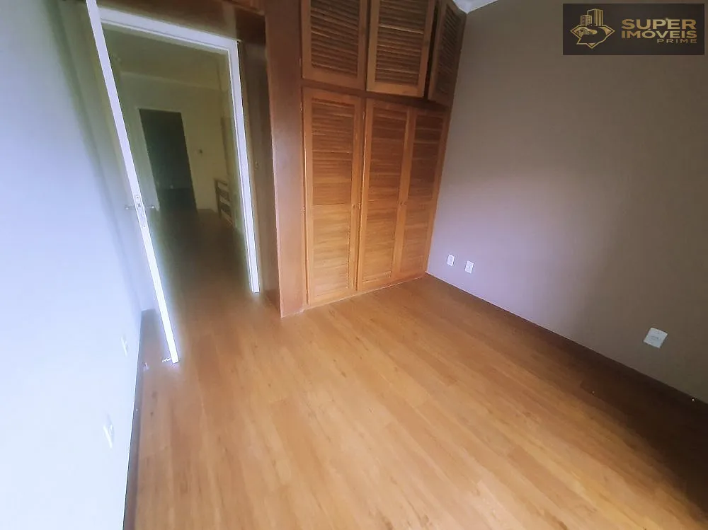 Casa, 3 quartos, 285 m² - Foto 12
