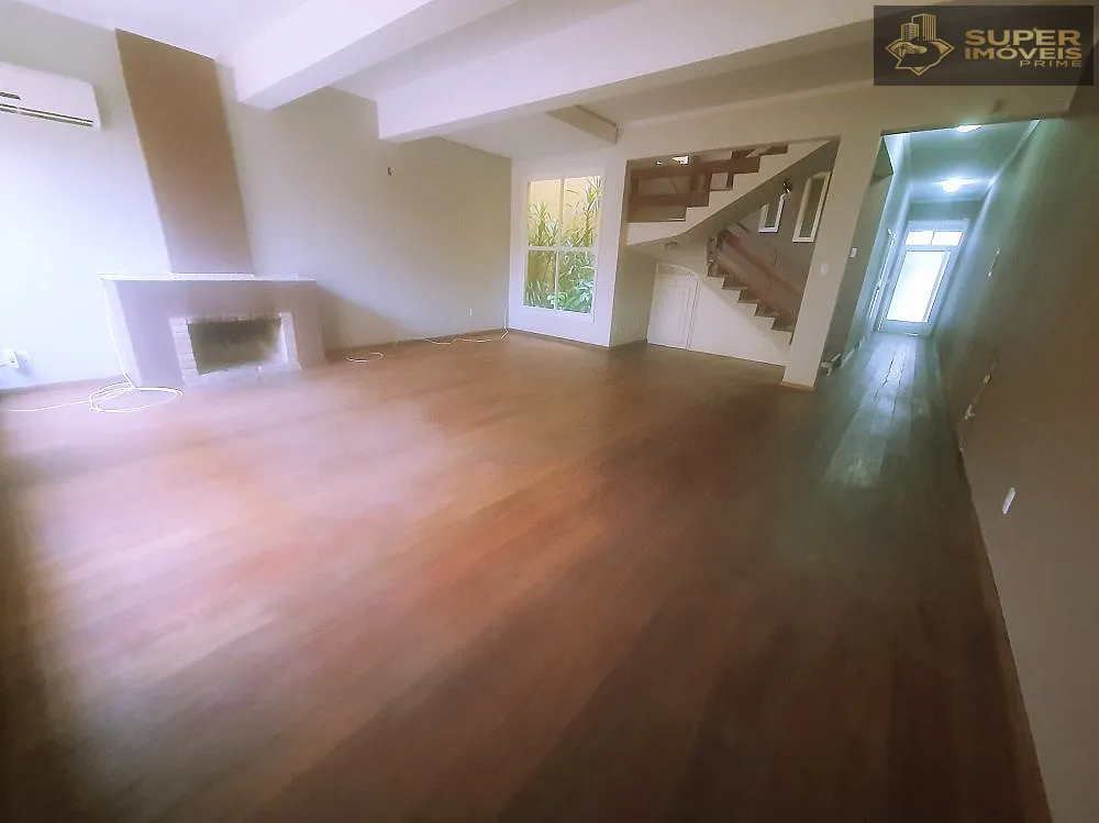 Casa, 3 quartos, 285 m² - Foto 1