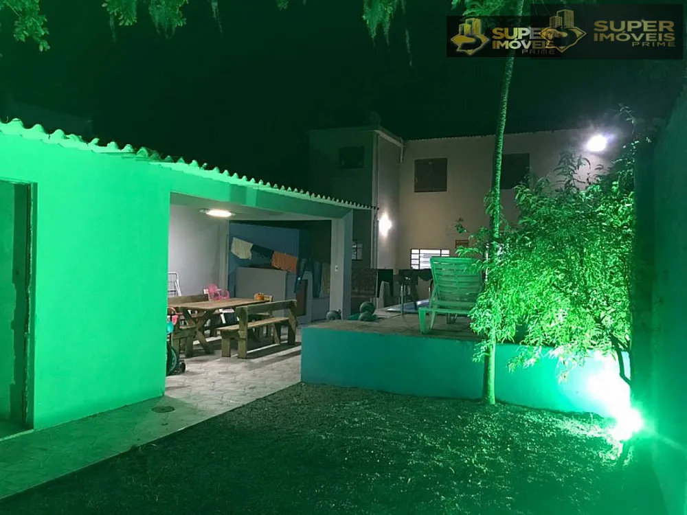 Casa, 2 quartos, 263 m² - Foto 1