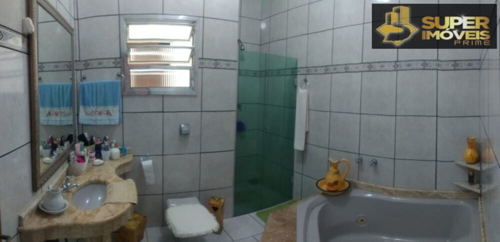 Casa à venda com 2 quartos, 185m² - Foto 11