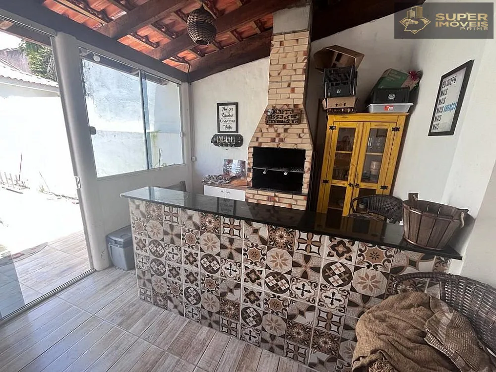 Casa, 3 quartos, 216 m² - Foto 1