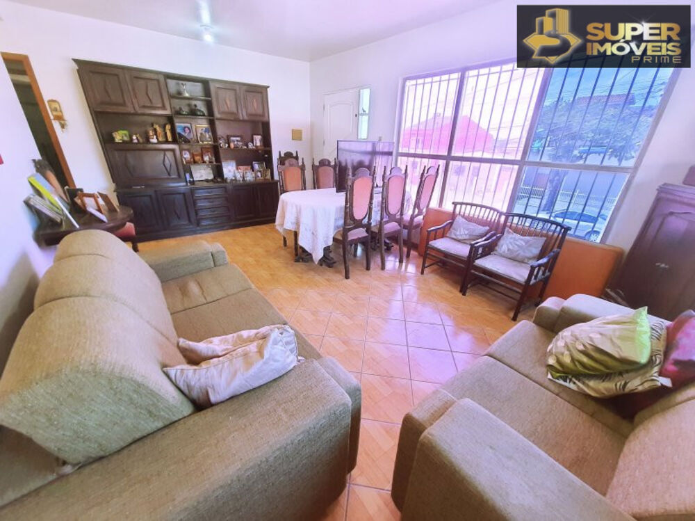 Casa à venda com 3 quartos, 300m² - Foto 4
