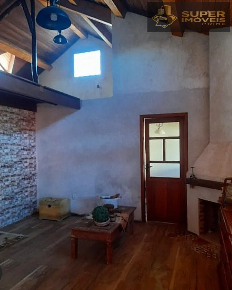Casa, 4 quartos, 240 m² - Foto 2