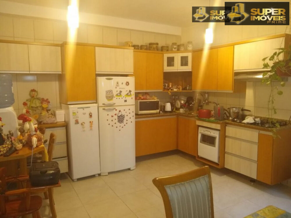 Casa à venda com 3 quartos, 126m² - Foto 17