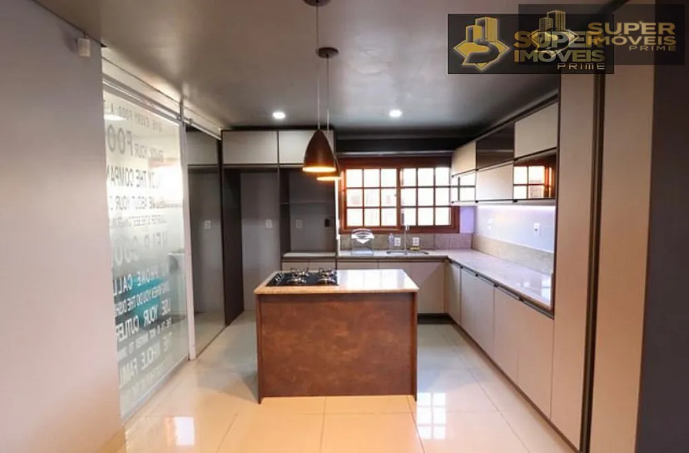 Casa, 4 quartos, 198 m² - Foto 1