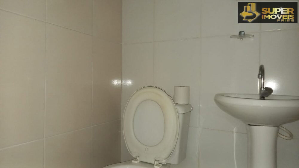 Casa à venda com 2 quartos, 225m² - Foto 6