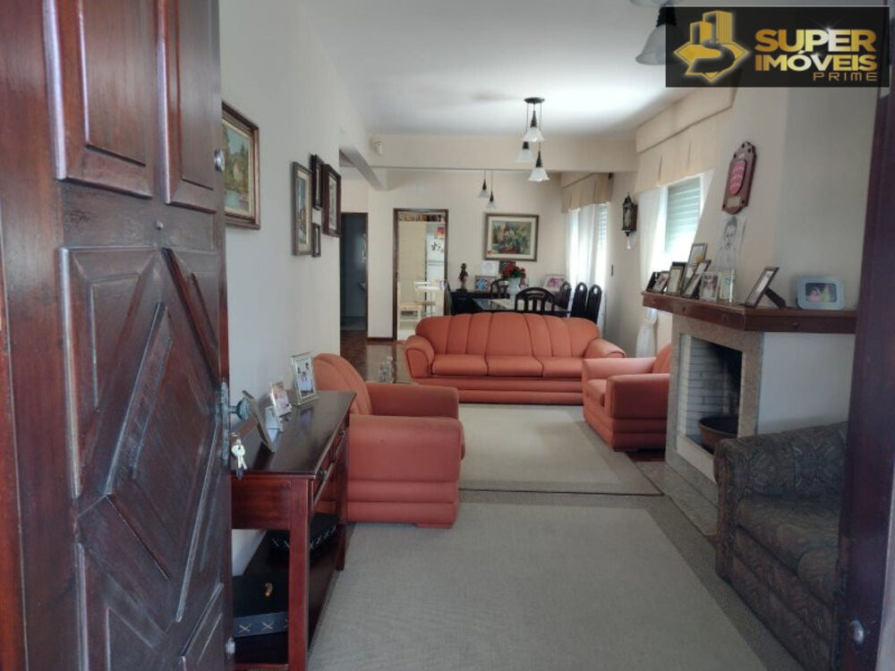 Casa à venda com 3 quartos, 410m² - Foto 8