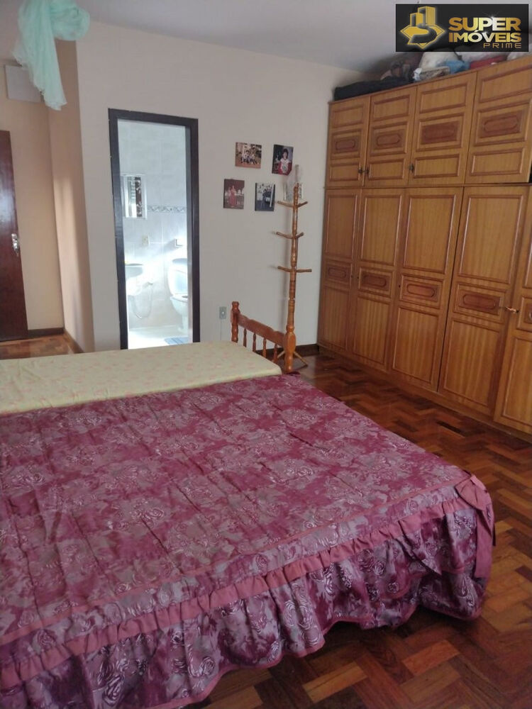 Casa à venda com 3 quartos, 410m² - Foto 5