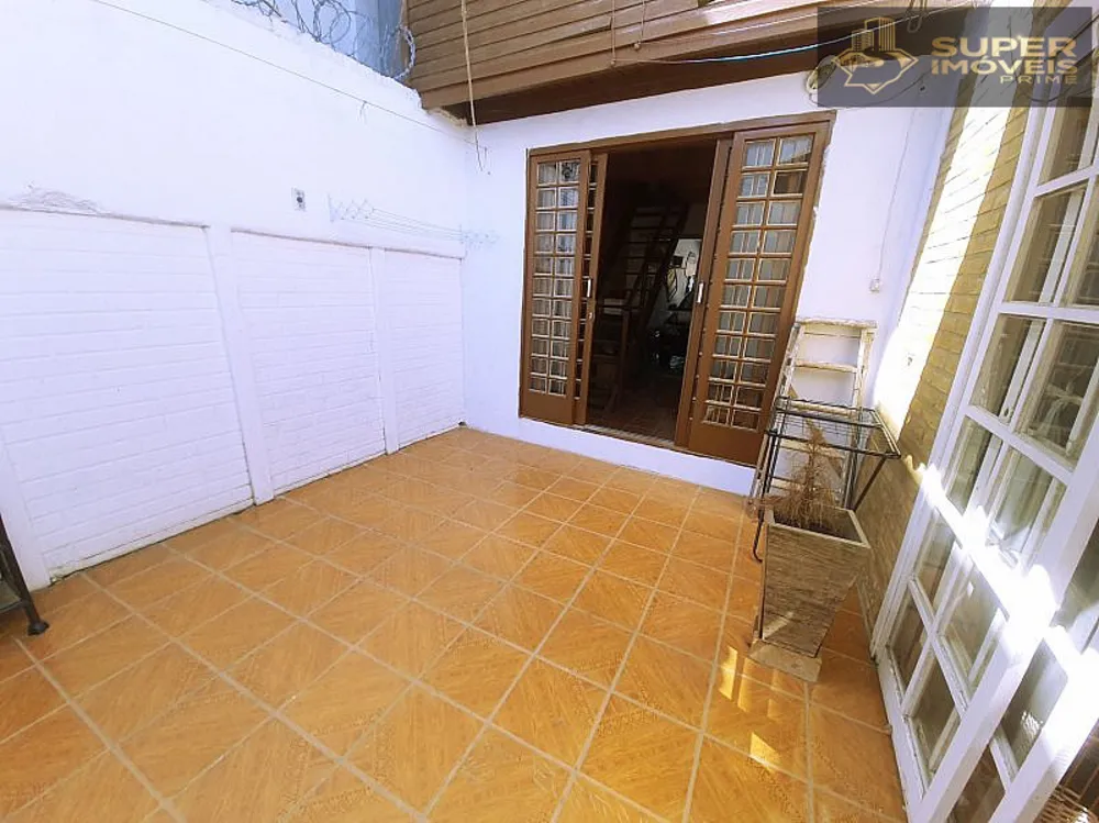 Casa, 3 quartos, 210 m² - Foto 6