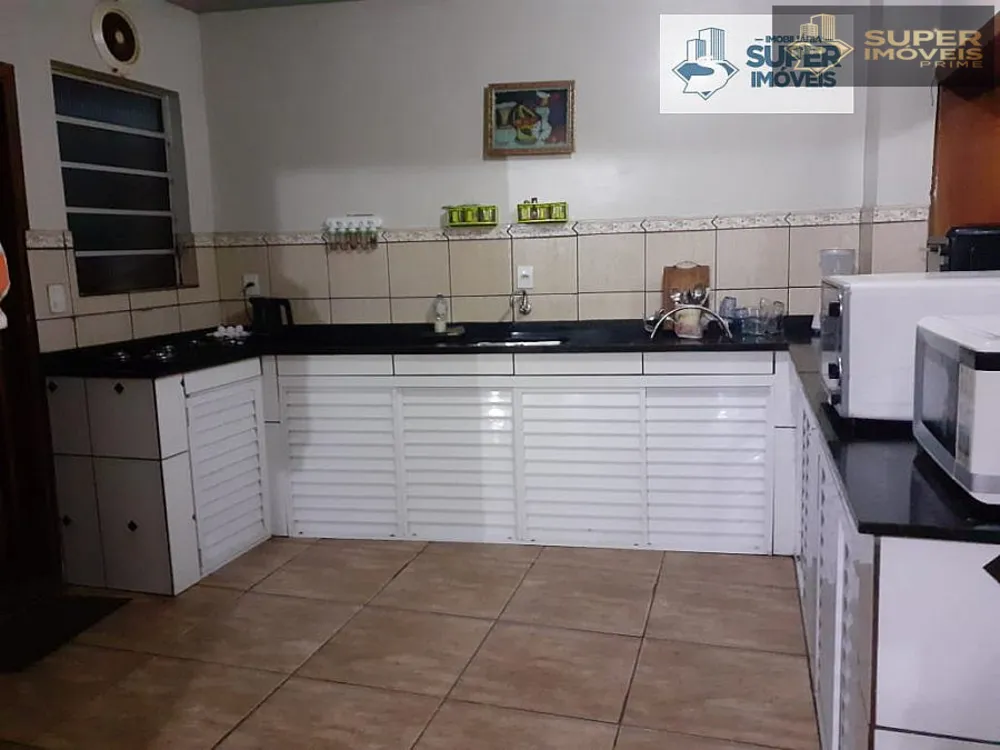 Casa, 4 quartos, 300 m² - Foto 3