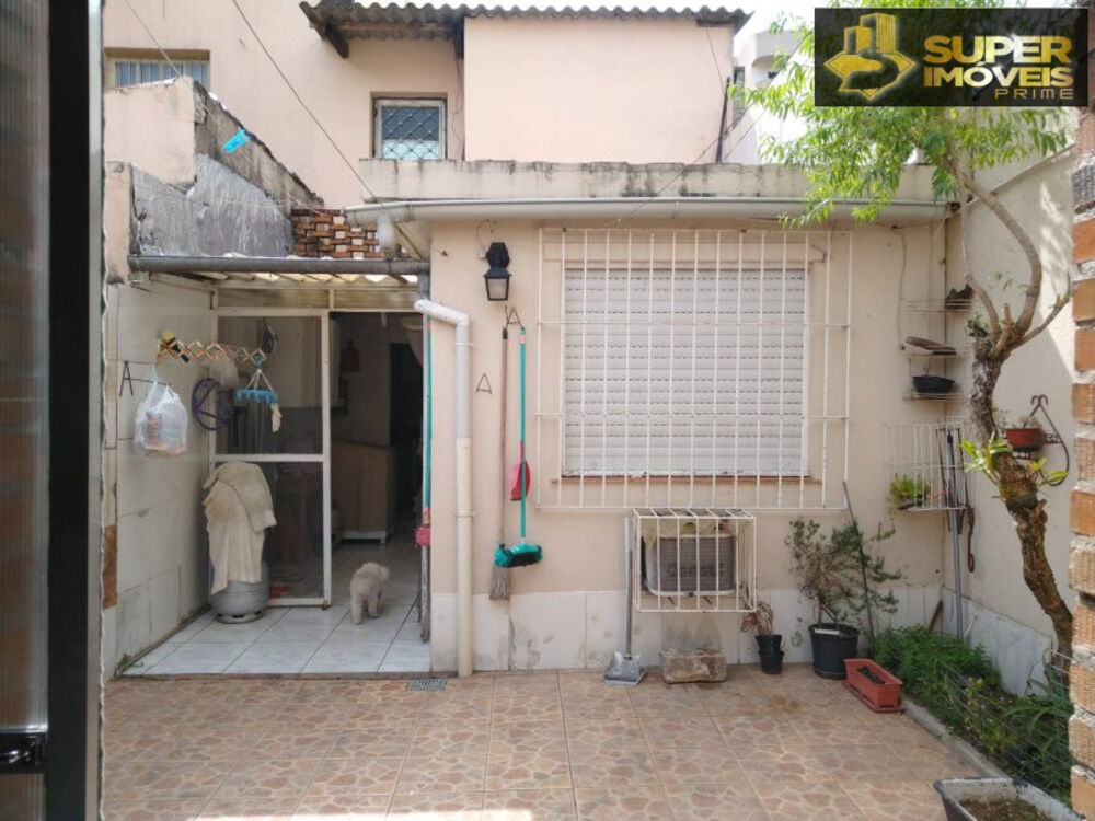 Casa à venda com 2 quartos, 145m² - Foto 4