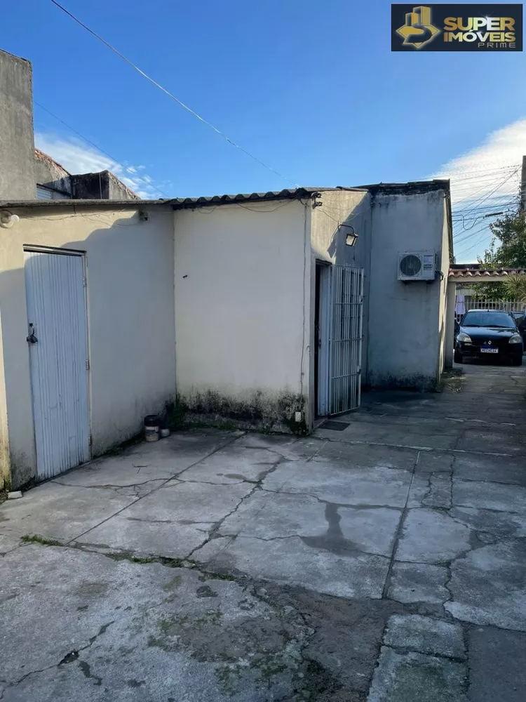 Casa à venda com 2 quartos, 300m² - Foto 12