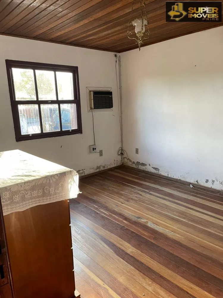 Casa à venda com 2 quartos, 300m² - Foto 7