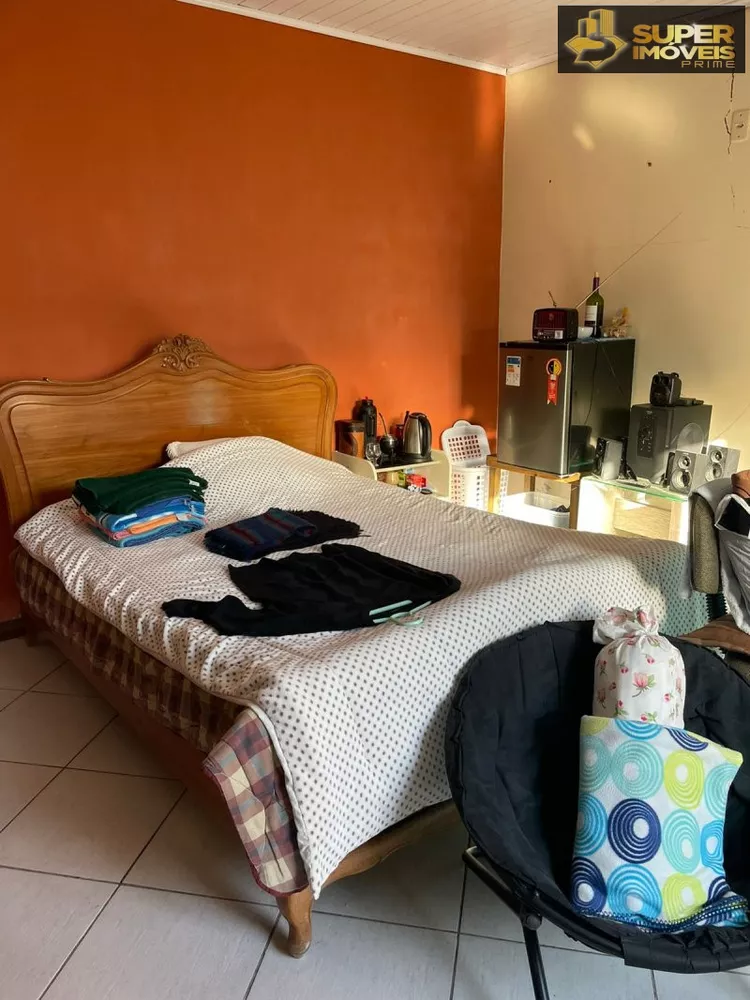 Casa à venda com 2 quartos, 300m² - Foto 5