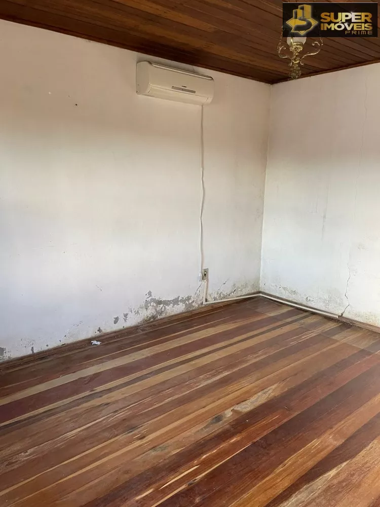 Casa à venda com 2 quartos, 300m² - Foto 8