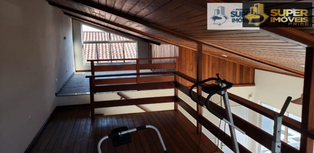 Casa à venda com 3 quartos, 300m² - Foto 4