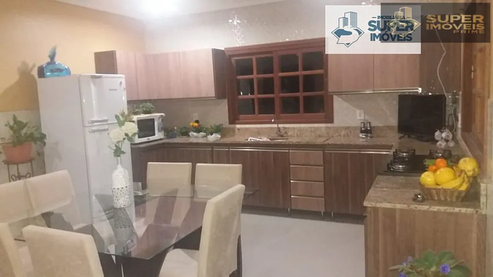 Casa, 3 quartos, 230 m² - Foto 1