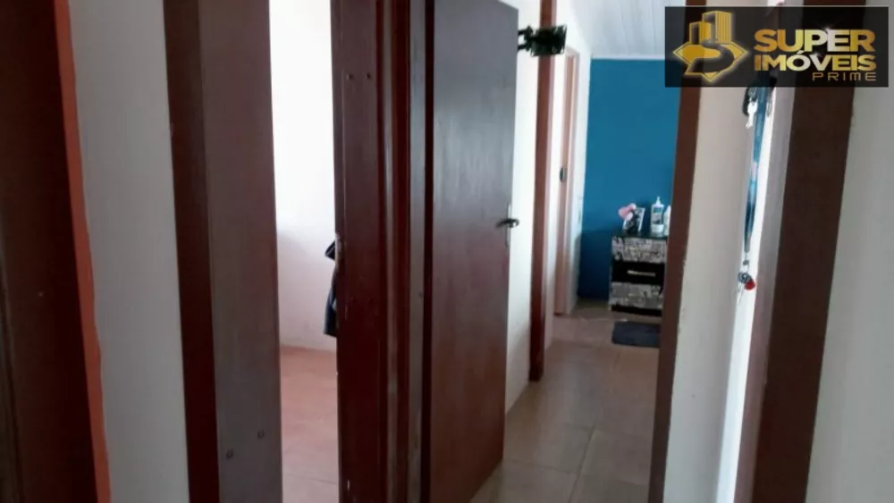 Casa à venda com 2 quartos, 300m² - Foto 4