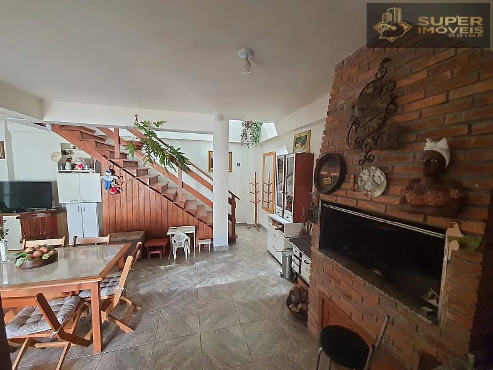 Casa, 5 quartos, 400 m² - Foto 1