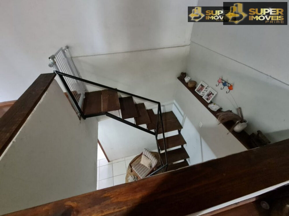 Casa à venda com 4 quartos, 340m² - Foto 6