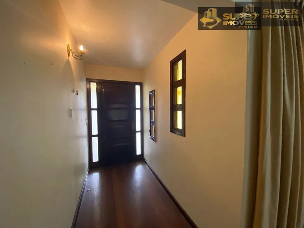 Casa, 3 quartos, 235 m² - Foto 1