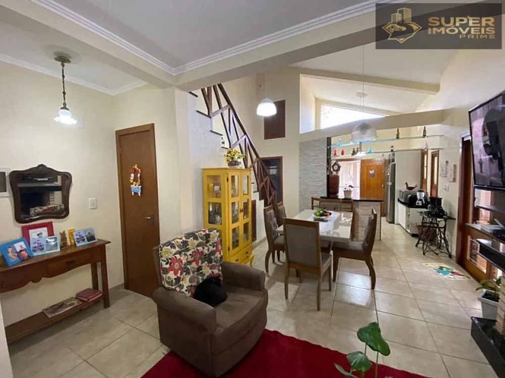 Casa, 3 quartos, 450 m² - Foto 1