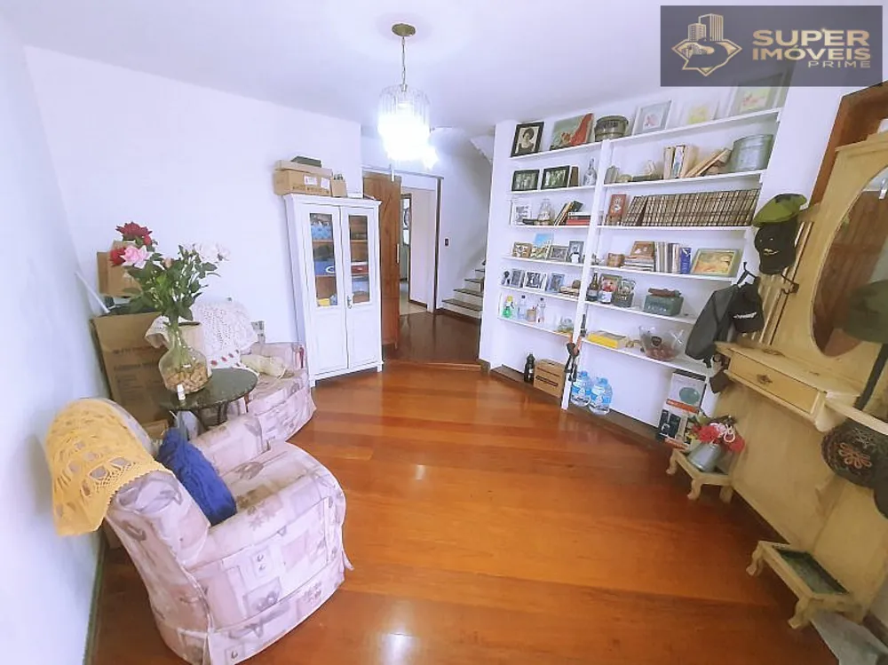Casa, 3 quartos, 360 m² - Foto 1